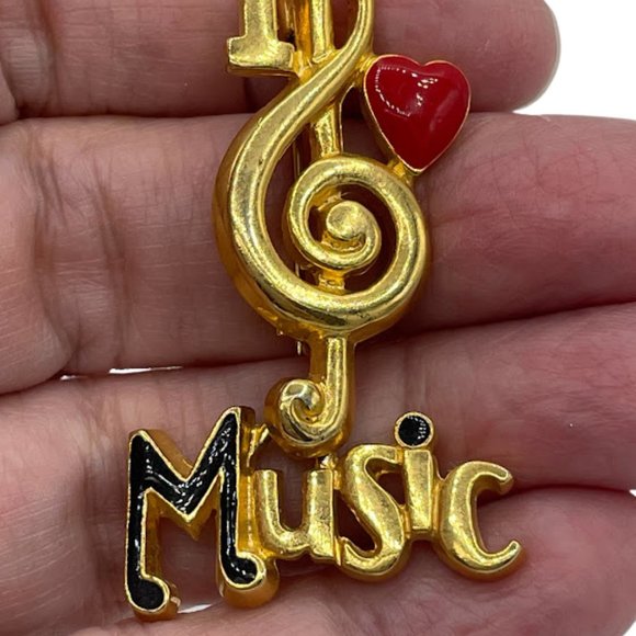 Vintage Gold Tone Treble Clef I Love Music Enamel Red Heart Brooch - Picture 2 of 5